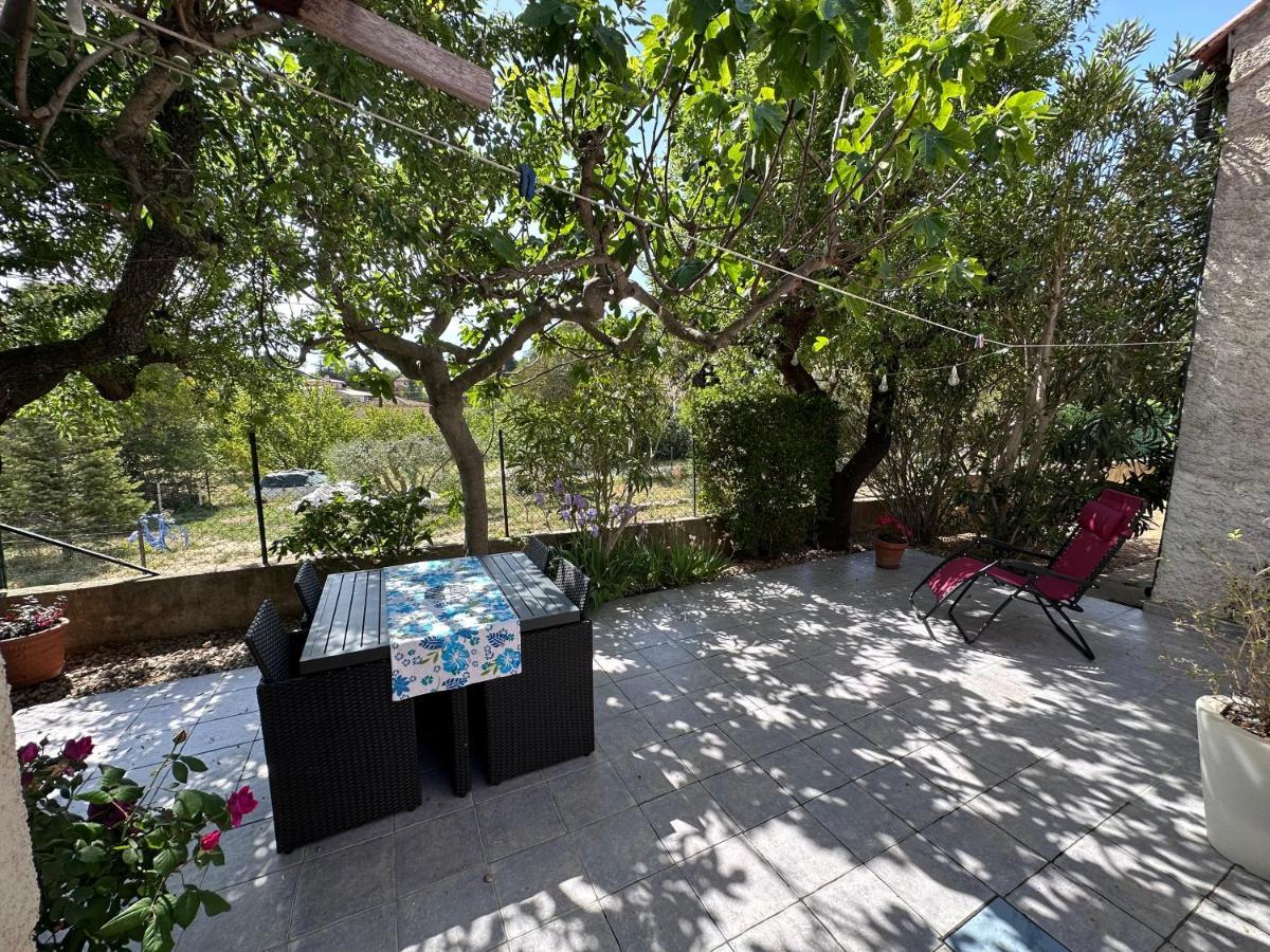 Studio Les Iris Climatise, Entre Mer Et Collines, Classe Meuble De Tourisme 2 Etoiles Allauch Kültér fotó